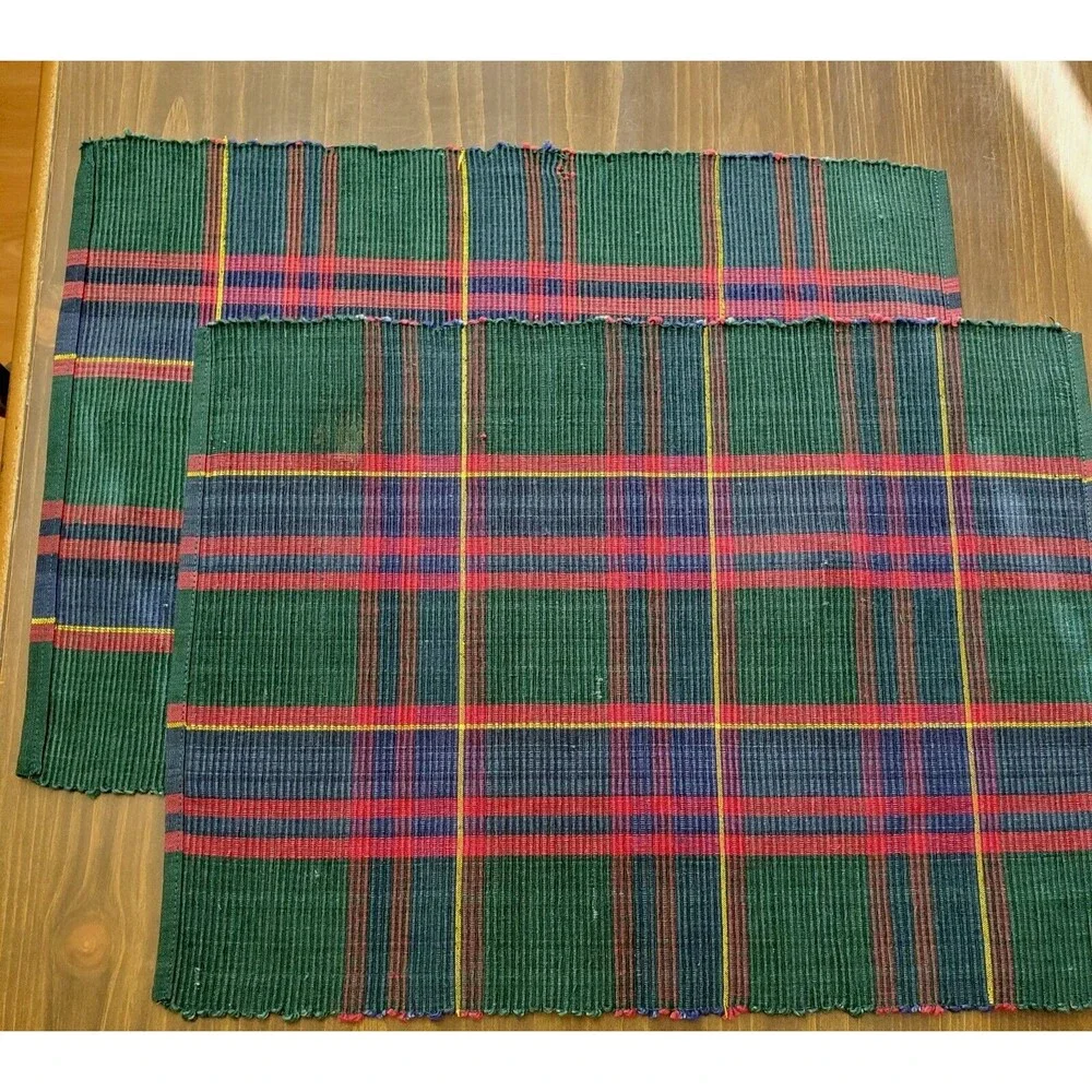 Cloth Placemats 2 Red Green Blue Plaid 13.75x19
